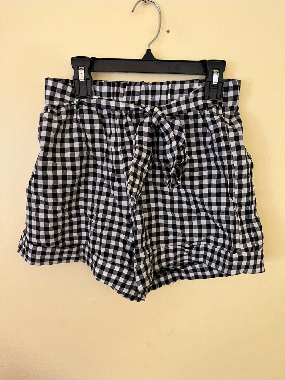 SHEIN Black & White Gingham Paperbag Tie-Waist Shorts